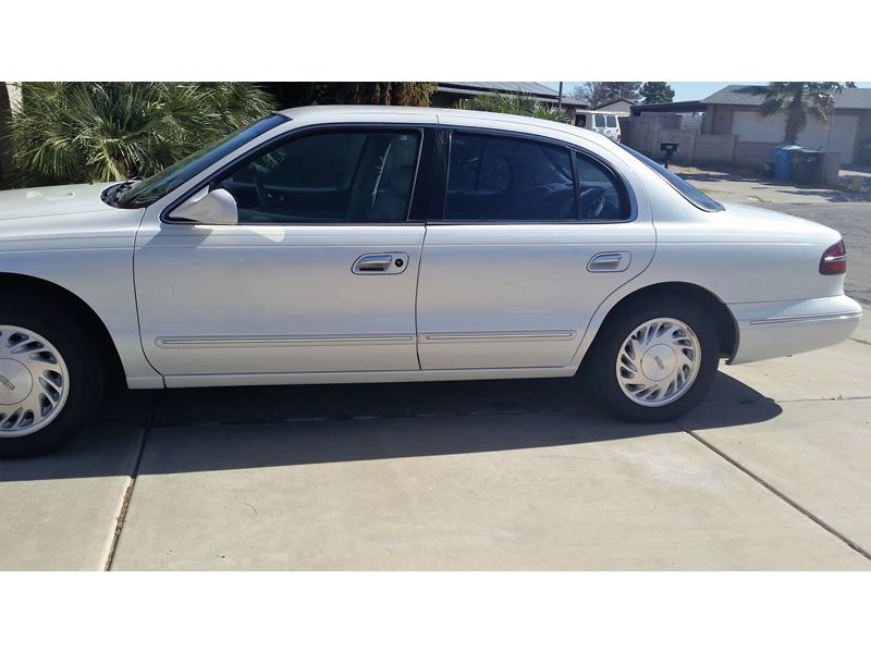 1997 Lincoln Continental for sale by owner in Glendale