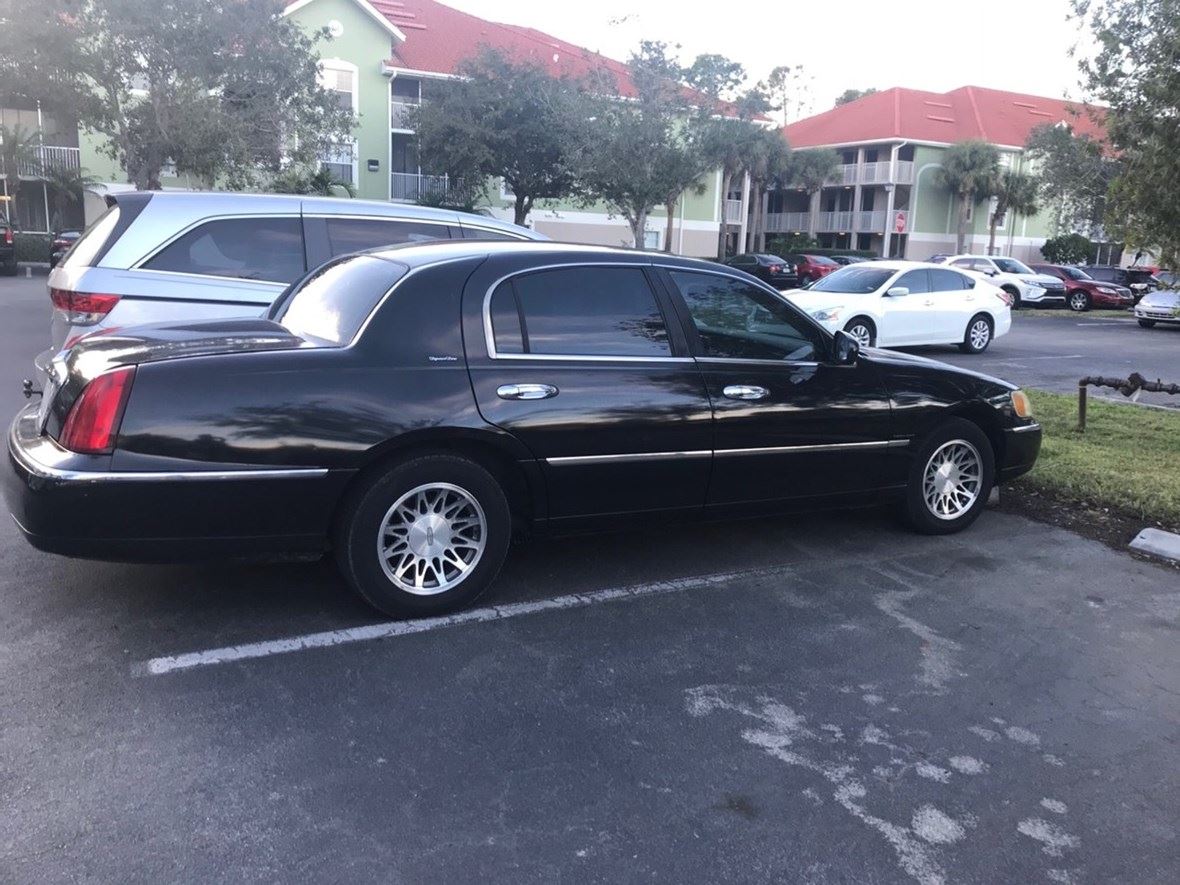 2002 Lincoln Continental Sale by Owner in Bonita Springs, FL 34135