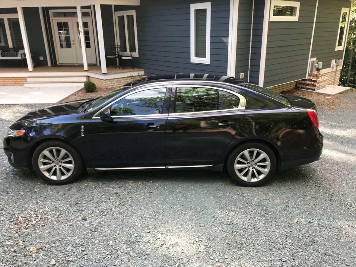 2009 Lincoln MKS for sale by owner in Palmyra