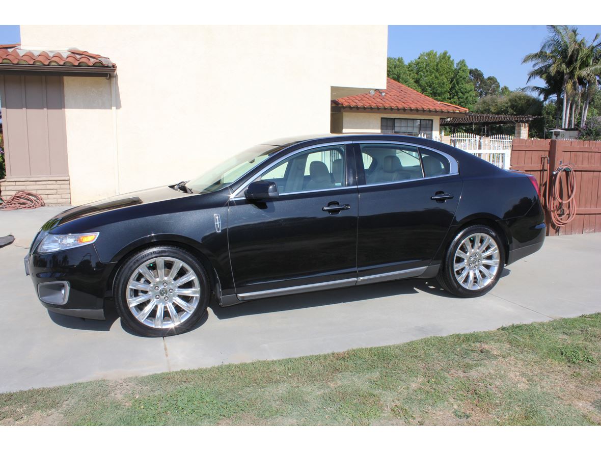 2009 Lincoln MKS for sale by owner in Riverside