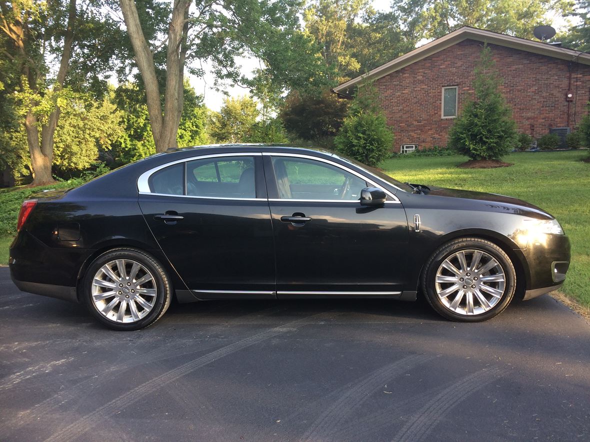 2009 Lincoln MKS for sale by owner in Valley Park