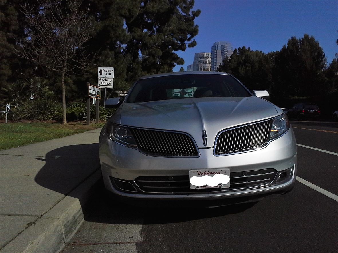 2014 Lincoln MKS for sale by owner in Los Angeles