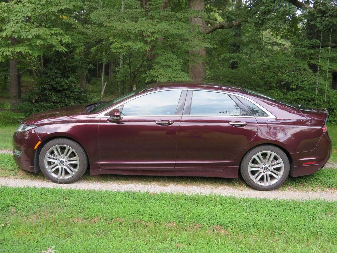 2013 Lincoln MKZ for sale by owner in Garner