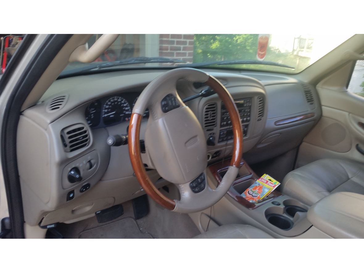 2000 Lincoln Navigator for sale by owner in Hebron