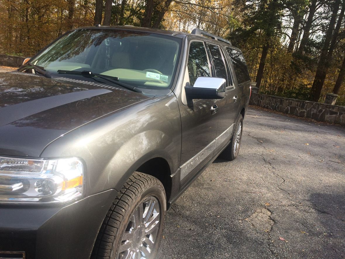 2007 Lincoln Navigator L Private Car Sale in Mahopac, NY 10541