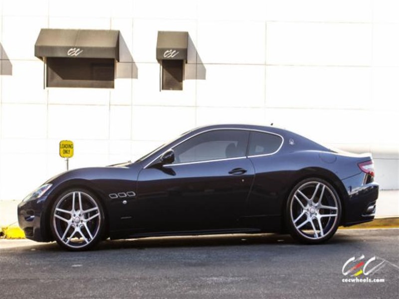 2010 Maserati Granturismo for Sale by Owner in Wasco, CA 93280