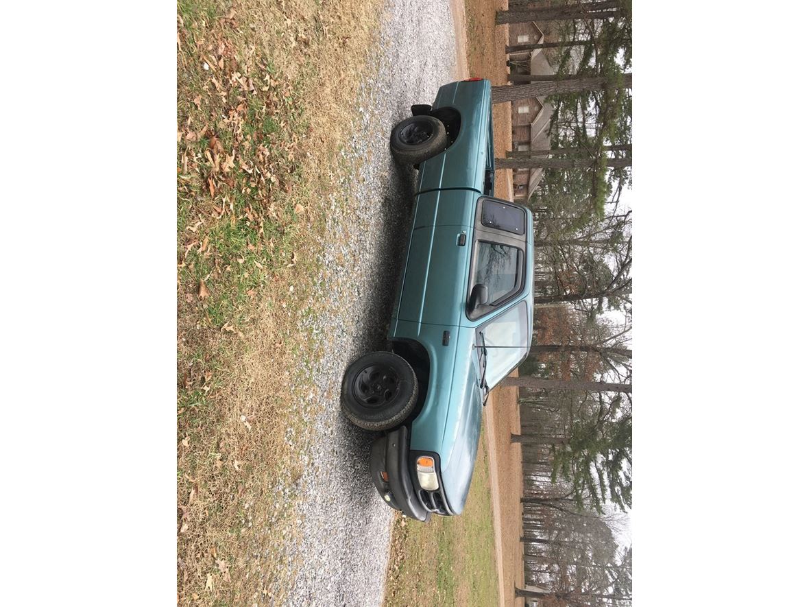 1994 Mazda B-Series Pickup for sale by owner in Pleasant Plains