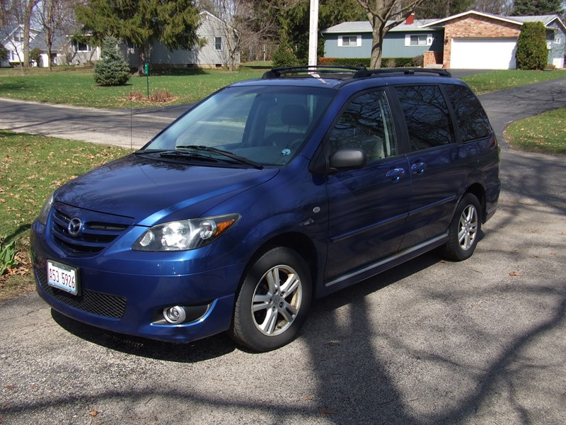 2004 Mazda MPV for sale by owner in WOODSTOCK