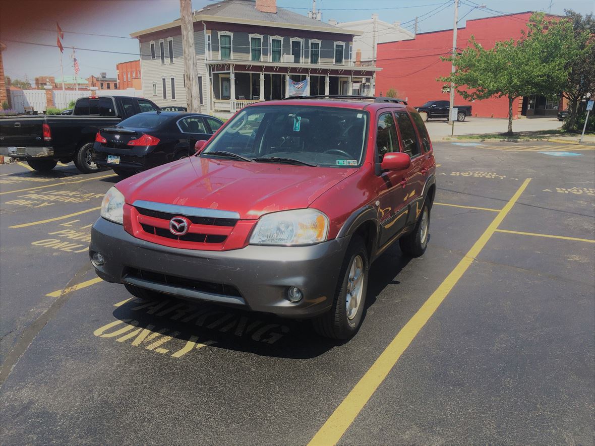 2006 Mazda Tribute for sale by owner in Willoughby