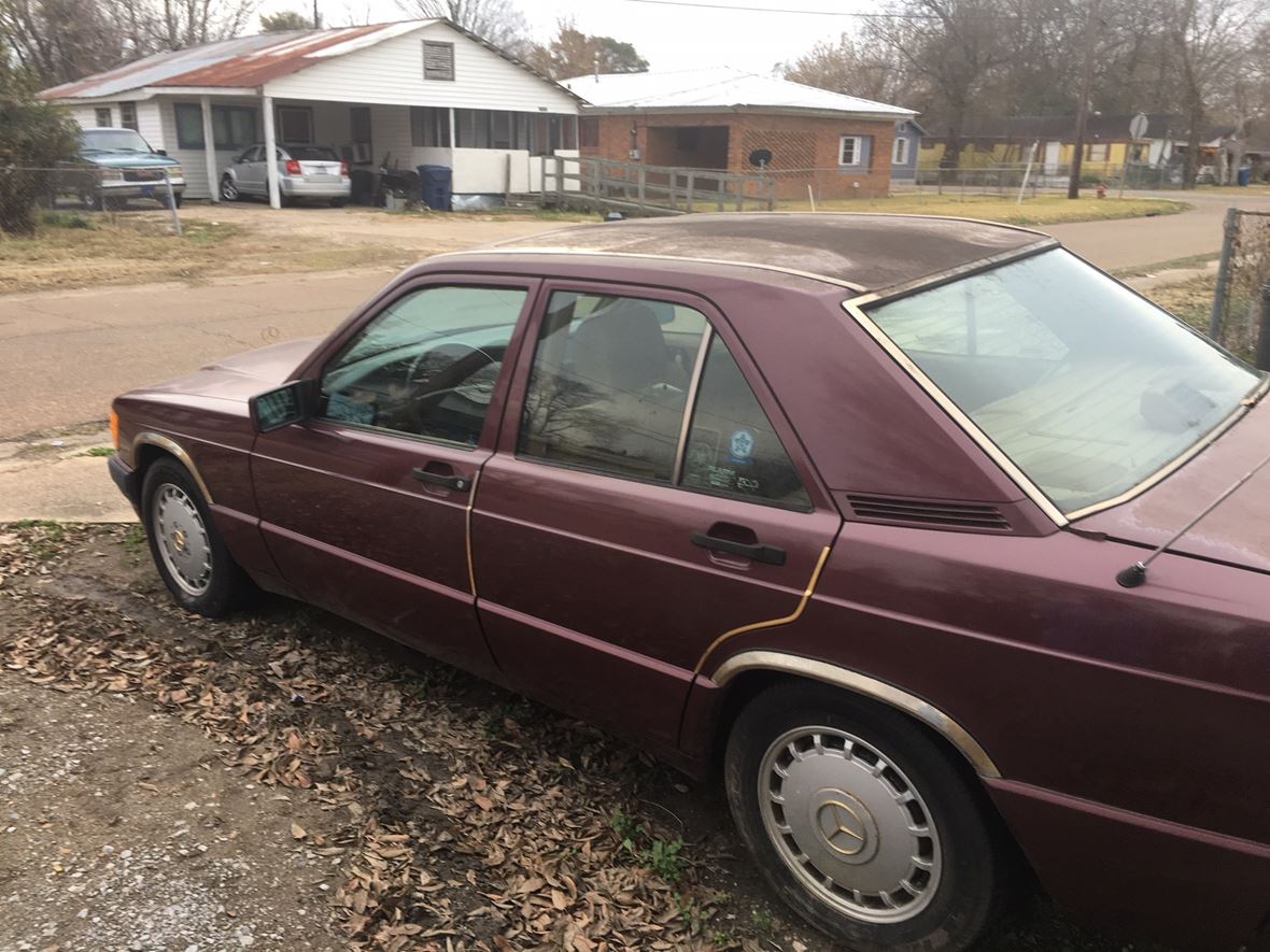 1992 Mercedes-Benz 190 for sale by owner in Ferriday