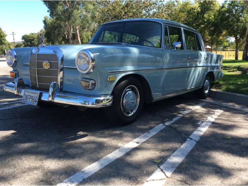 1968 Mercedes-Benz 200-Series for sale by owner in PLYMOUTH