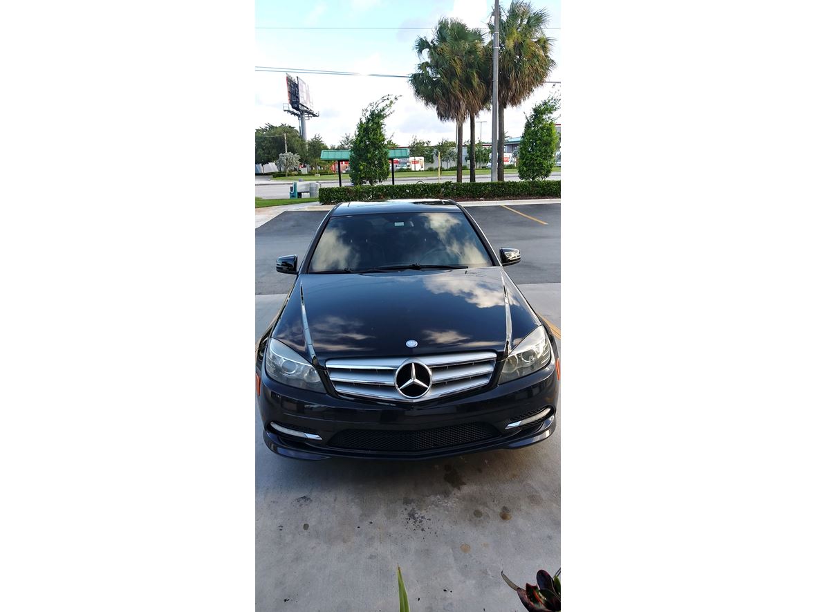 2011 Mercedes-Benz 300 for sale by owner in Pompano Beach