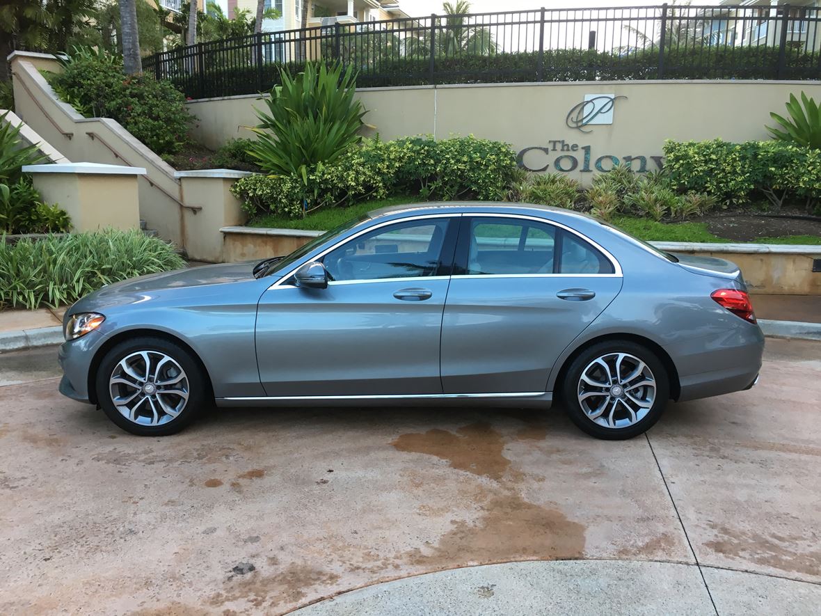 2016 MercedesBenz 300 for Sale by Owner in Honolulu, HI 96825