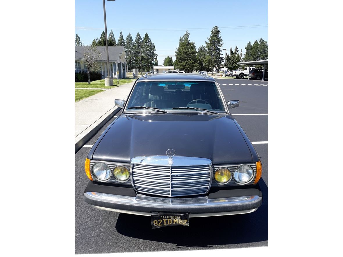 1982 Mercedes-Benz 300TD for sale by owner in Coeur D Alene