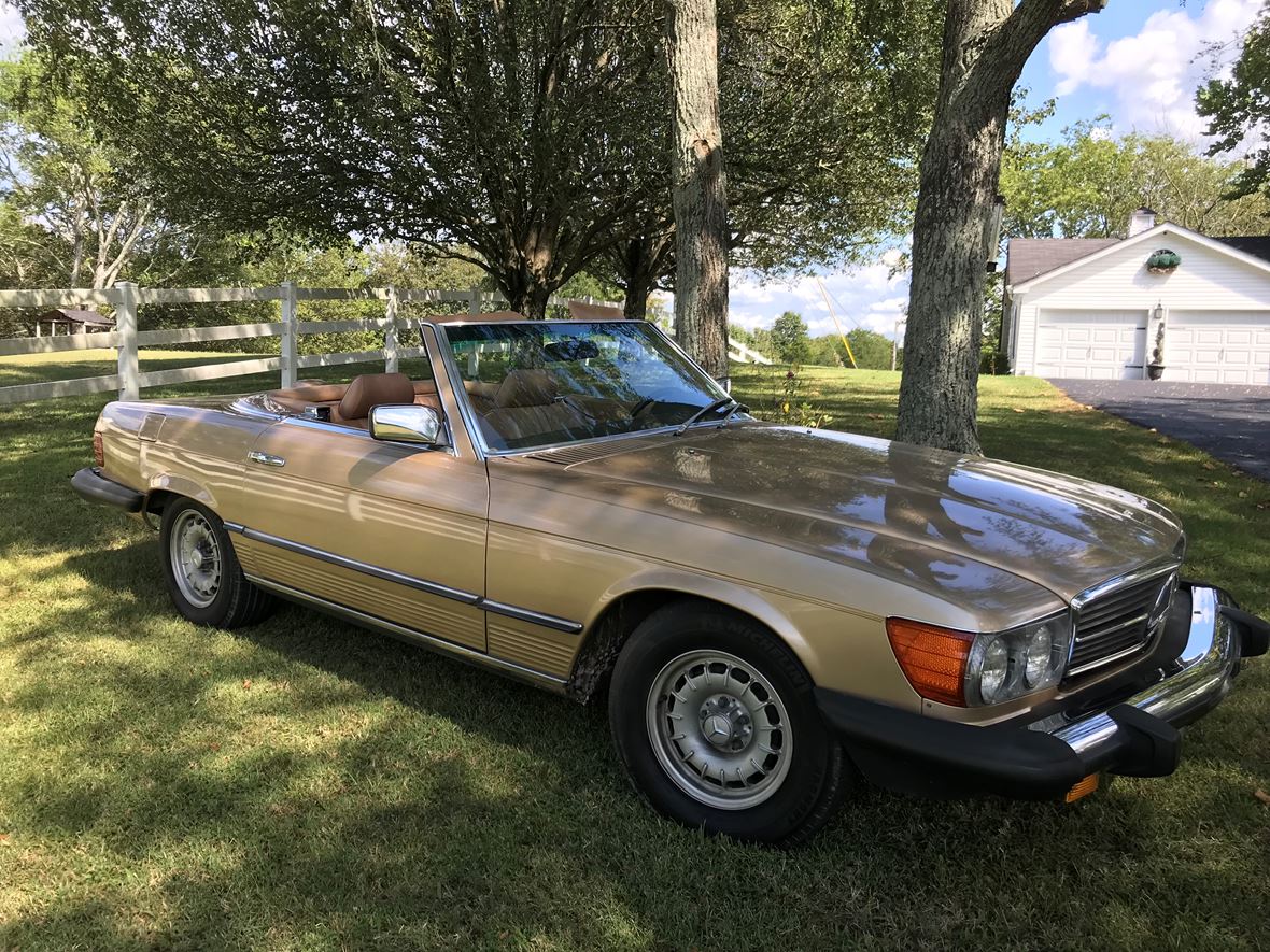 1985 Mercedes-Benz 380 for sale by owner in Lebanon