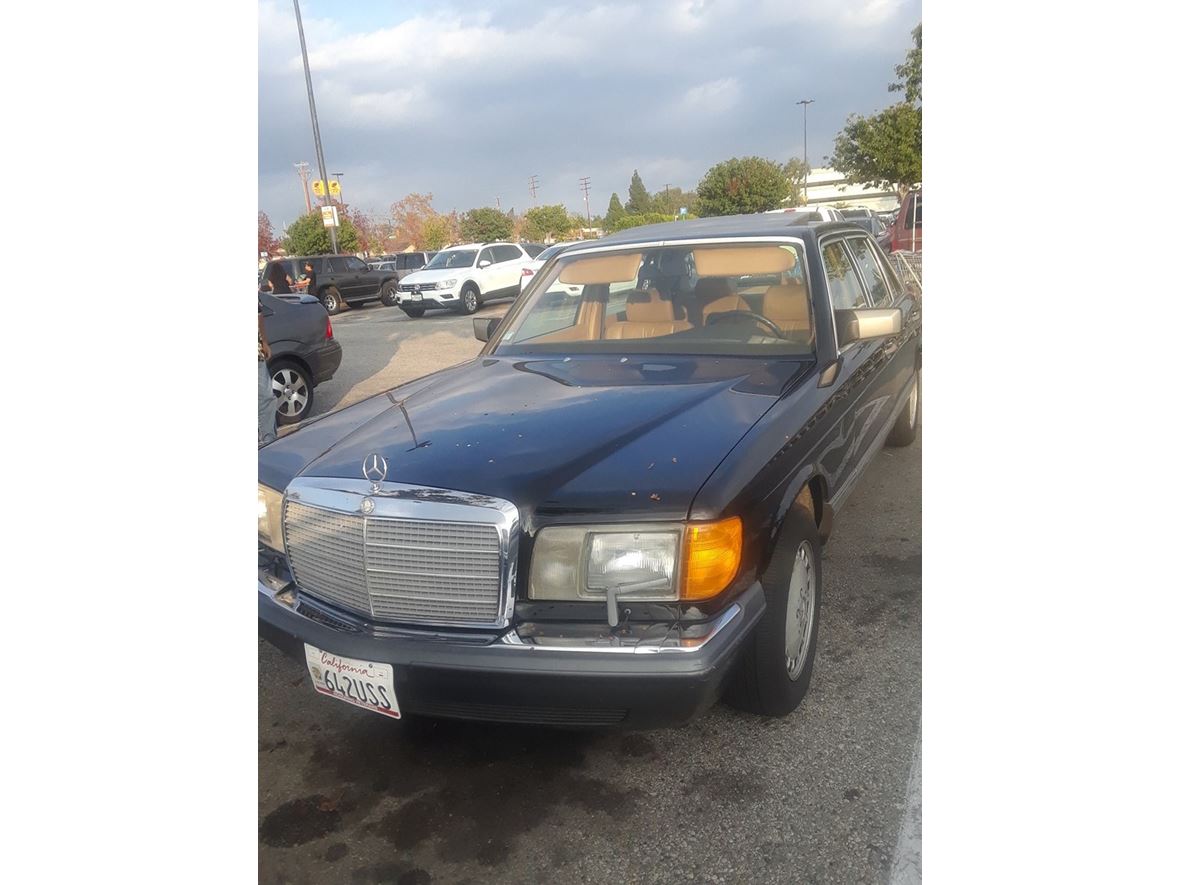 1990 Mercedes-Benz 420 for sale by owner in Long Beach