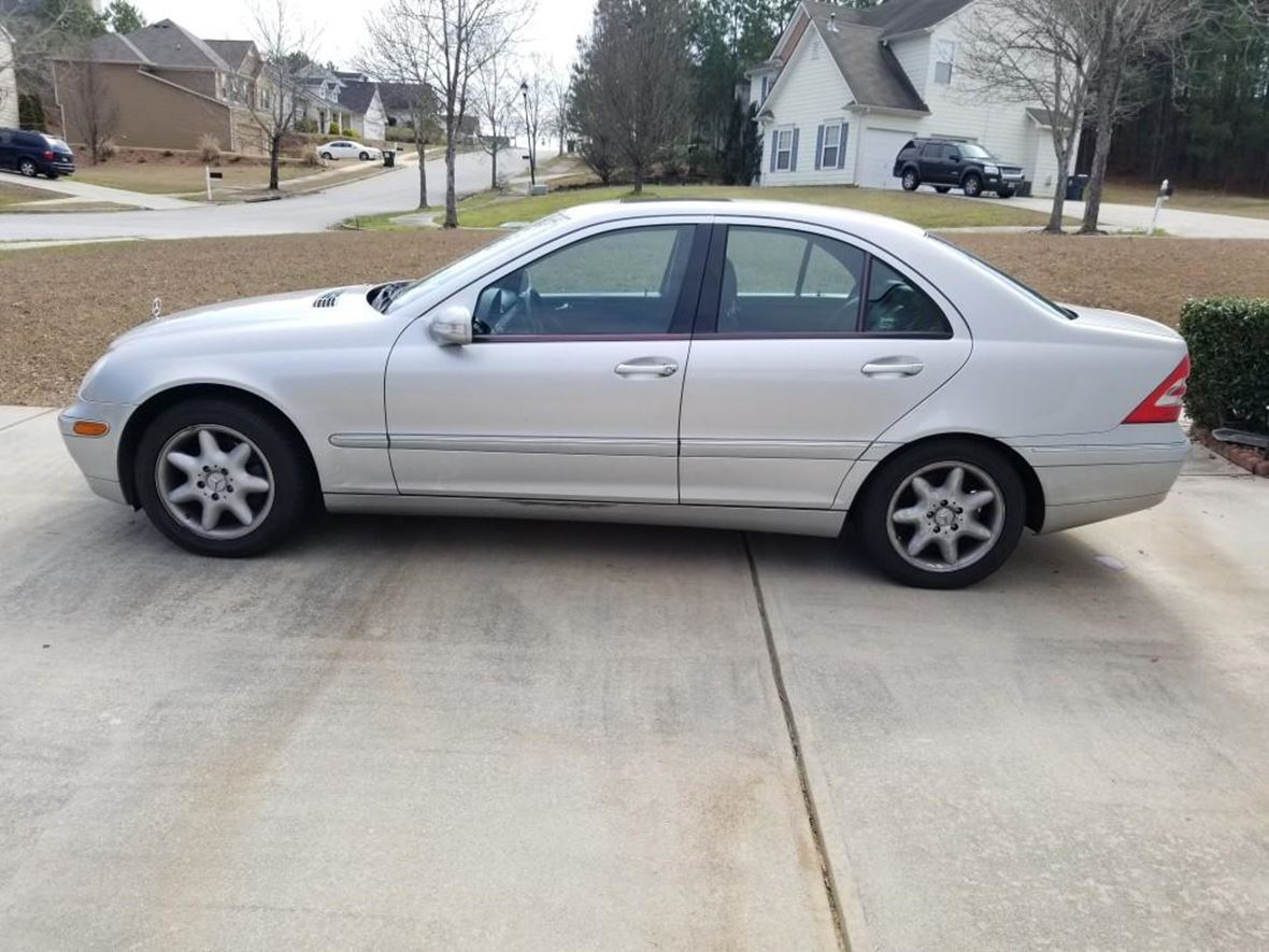 2003 Mercedes-Benz C-240 for sale by owner in Fairburn