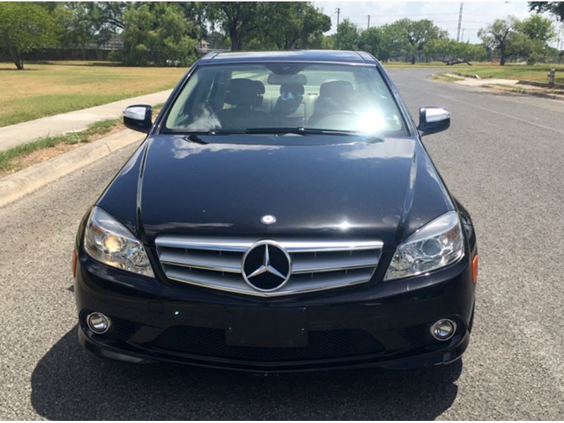 2009 Mercedes-Benz C-Class for sale by owner in San Antonio