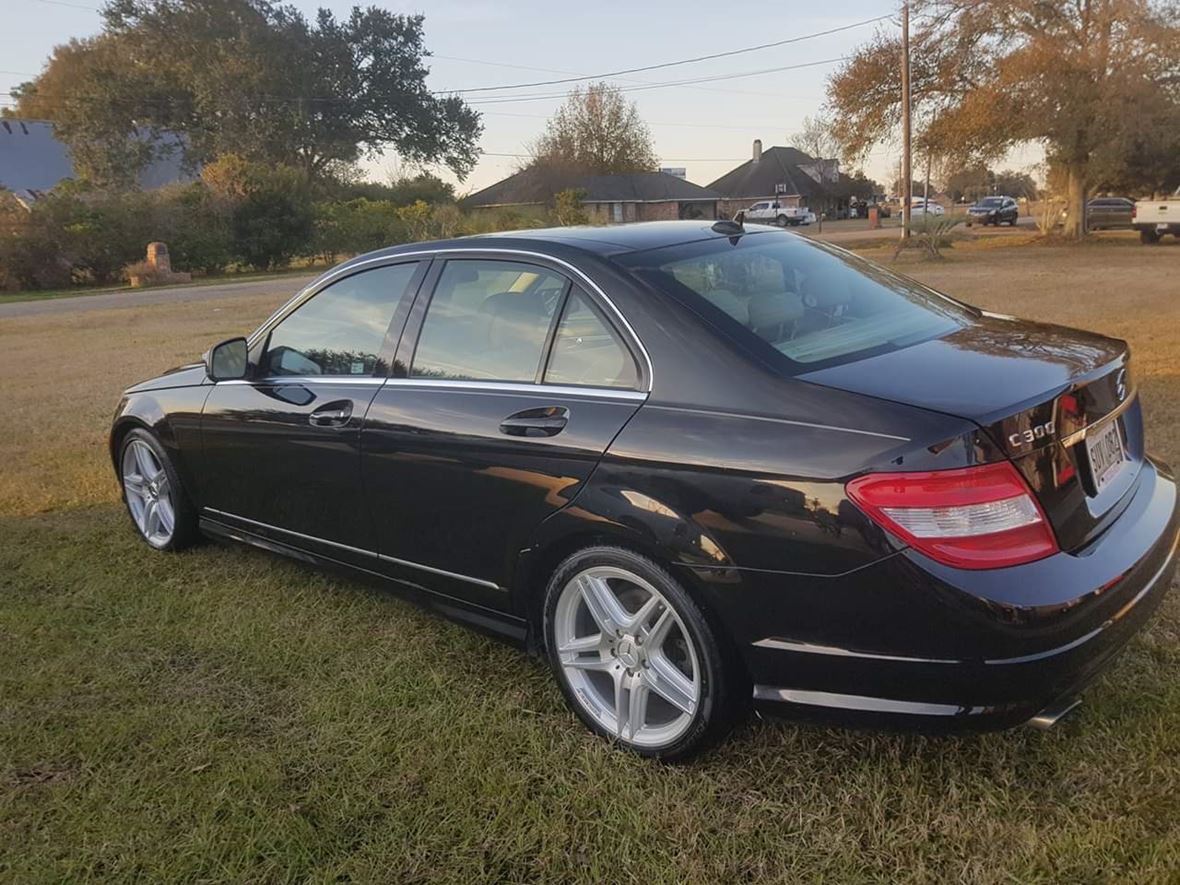 2009 Mercedes-Benz C-Class for sale by owner in New Iberia