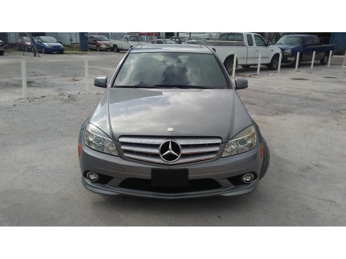2010 Mercedes-Benz C-Class for sale by owner in Saint Cloud