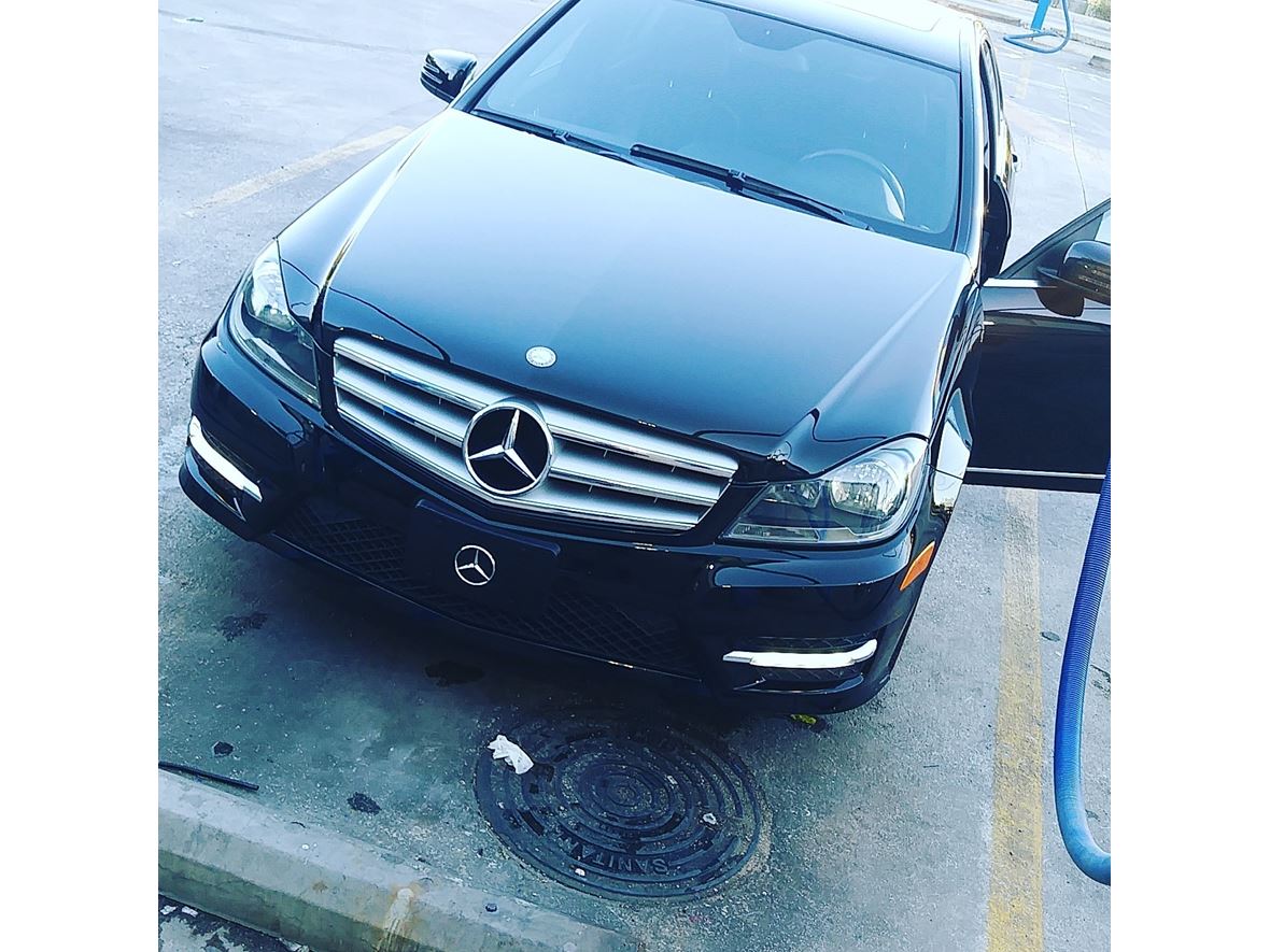 2013 Mercedes-Benz C-Class for sale by owner in San Antonio