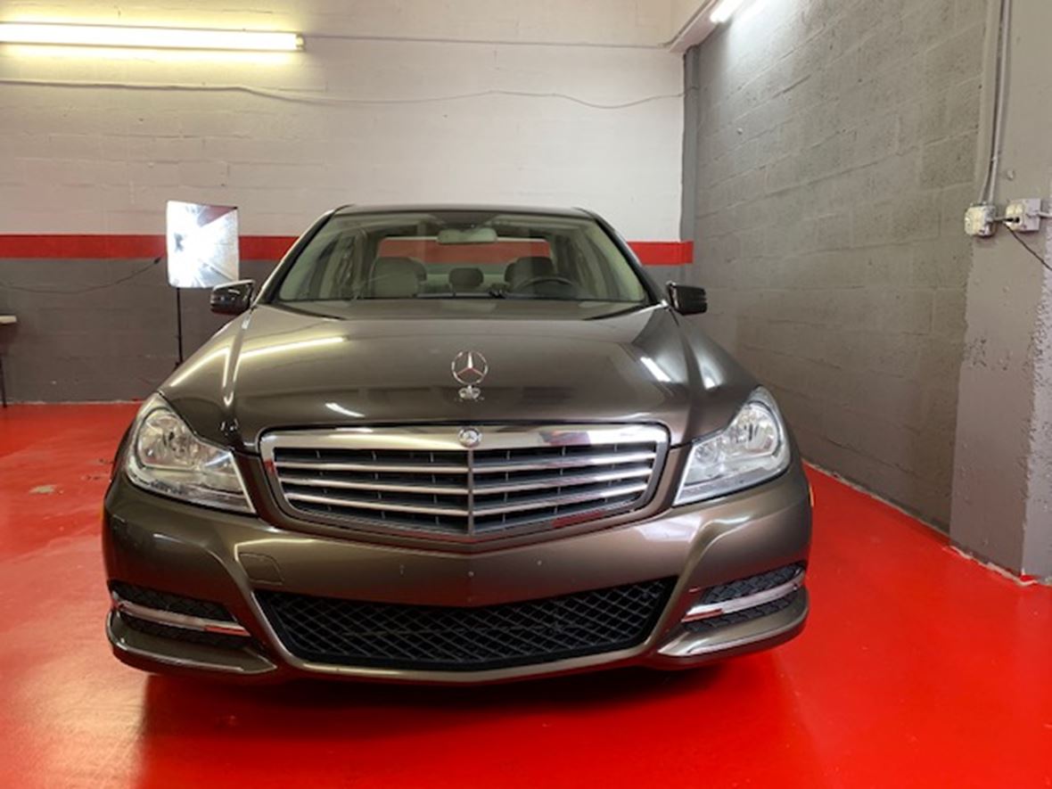 2013 MercedesBenz CClass for Sale by Owner in Miami, FL 33186