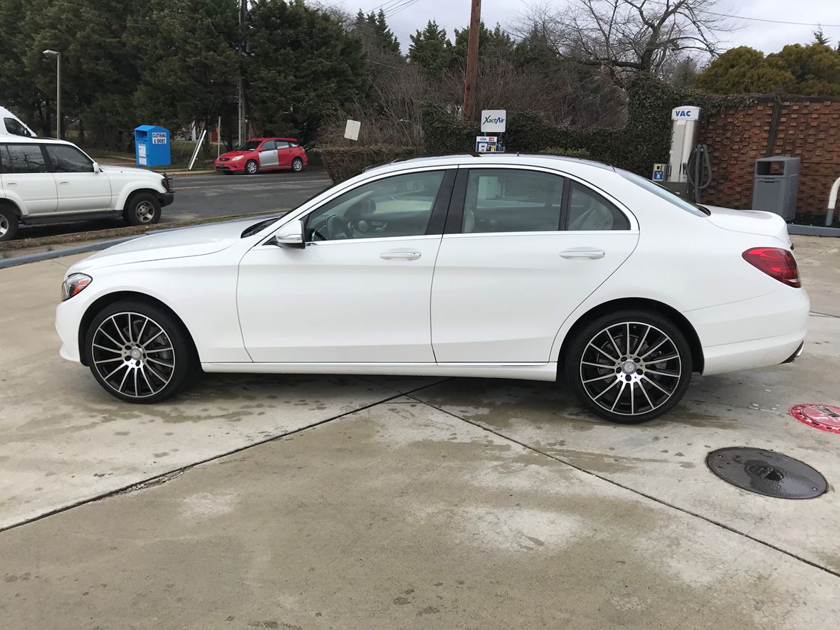 2015 Mercedes-Benz C-Class for sale by owner in Springfield