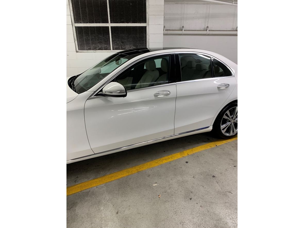 2015 Mercedes-Benz C-Class for sale by owner in Charlestown