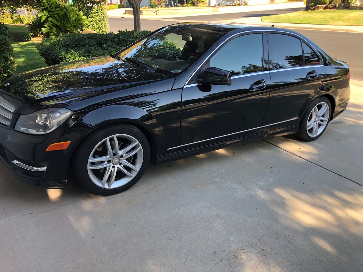 2013 Mercedes-Benz C250 for sale by owner in Clovis