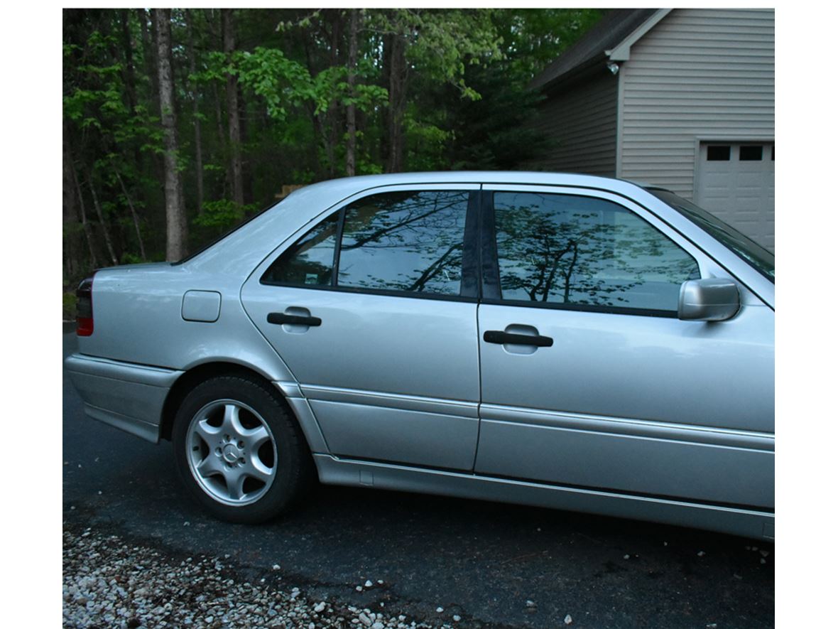 2000 Mercedes-Benz C280 for sale by owner in Summerfield