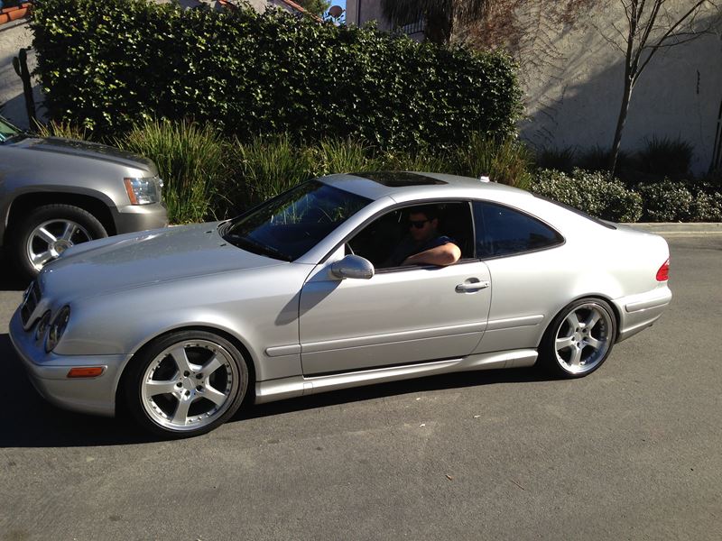 2001 Mercedes-Benz CLK-Class for sale by owner in Irvine