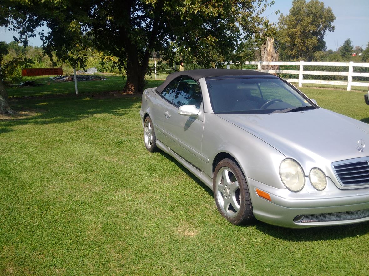 2003 Mercedes-Benz CLK-Class for sale by owner in Monroe City