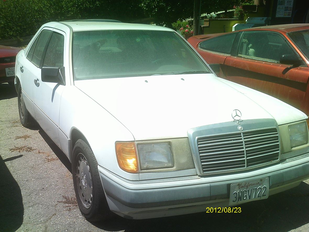 1993 Mercedes-Benz E-Class for sale by owner in Moorpark