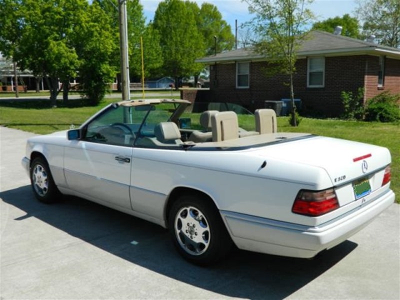1995 MercedesBenz Eclass Classic Car Coffee Springs, AL 36318