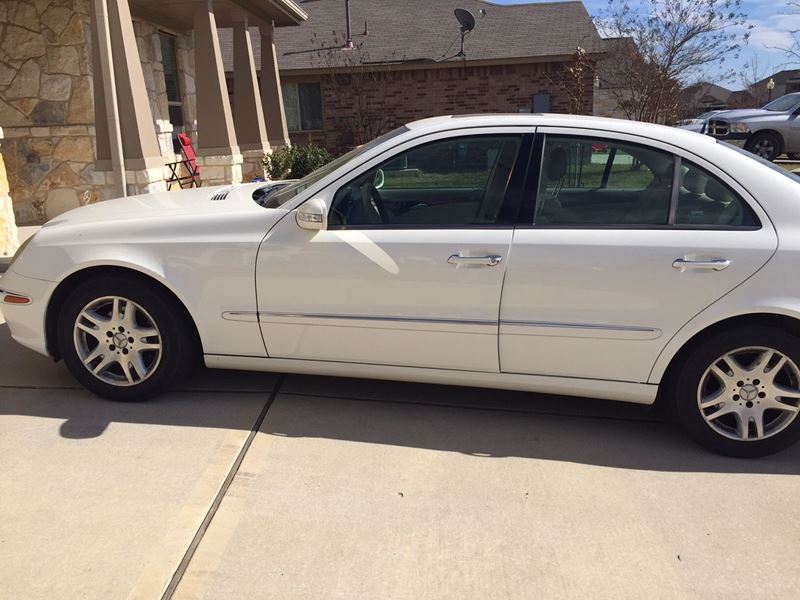 2005 Mercedes-Benz E-Class for sale by owner in AUSTIN