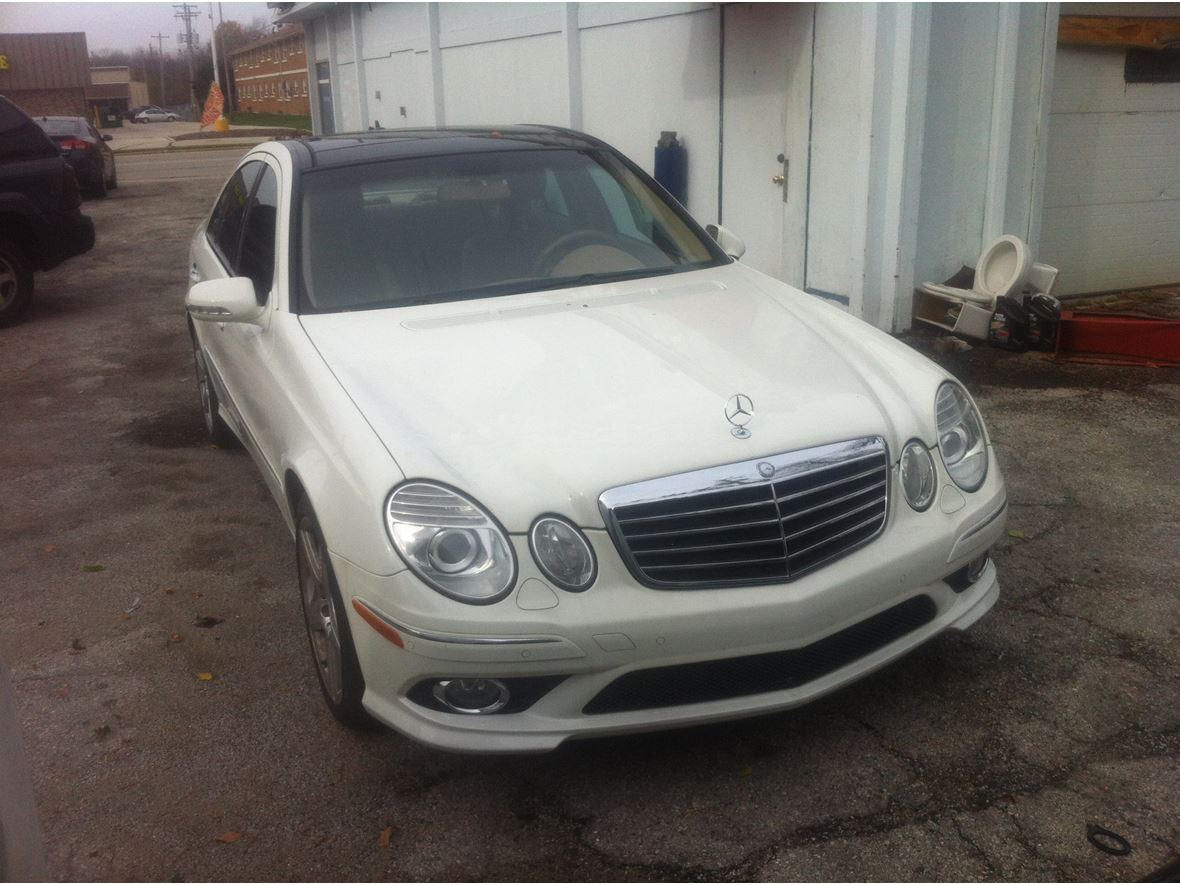 2009 MercedesBenz EClass for Sale by Owner in Cudahy, WI 53110