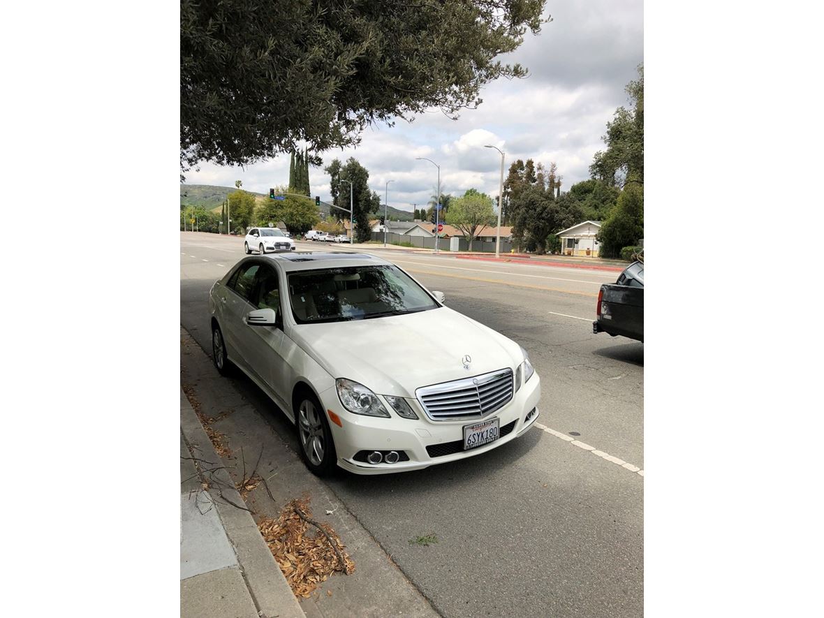 2011 Mercedes-Benz E-Class for sale by owner in West Hills