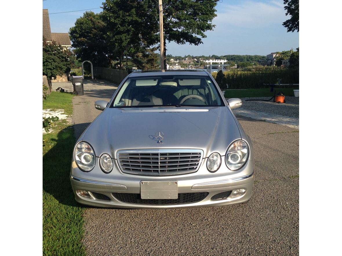 2003 Mercedes-Benz E320 for sale by owner in Wakefield