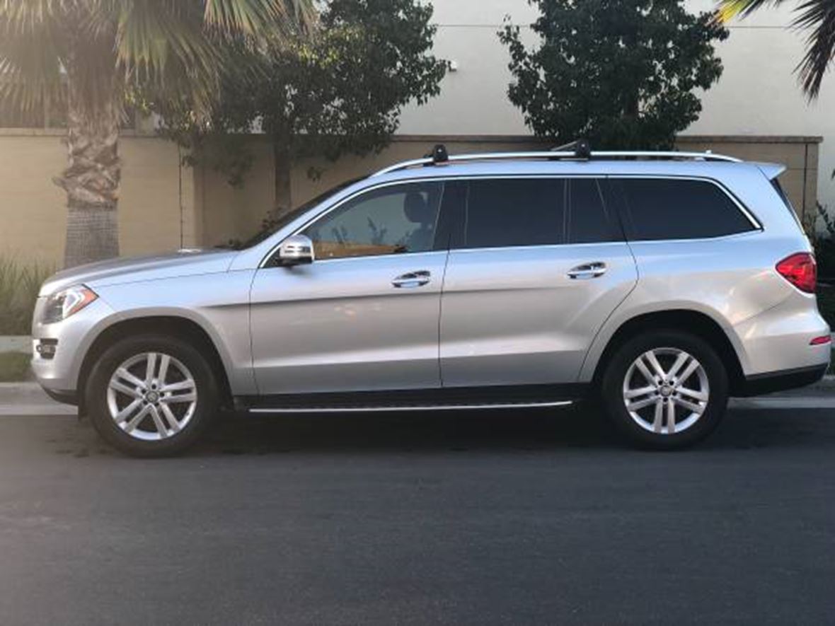 2013 Mercedes-Benz GL-Class for sale by owner in Huntington Beach