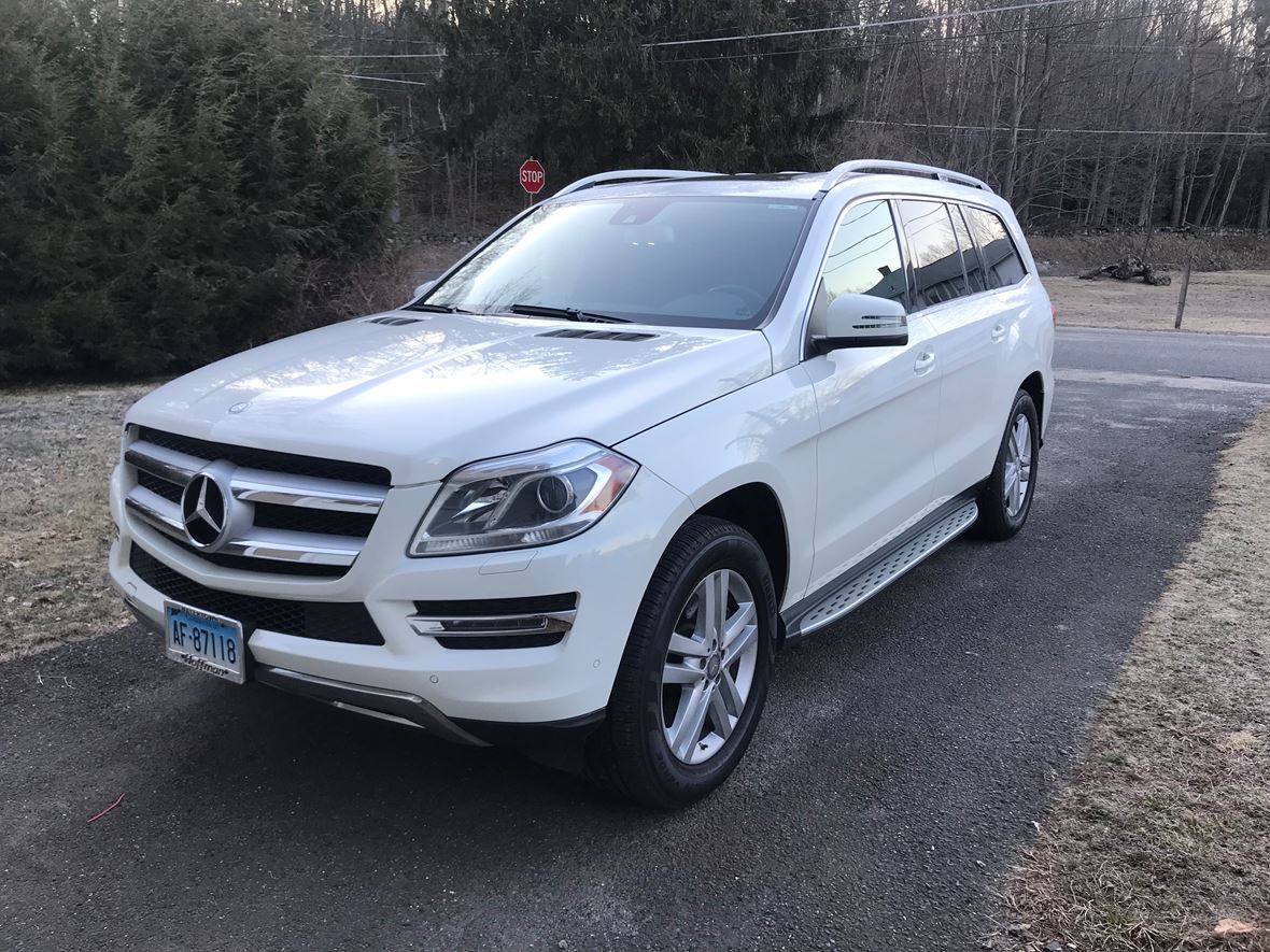 2013 Mercedes-Benz GL-Class for sale by owner in Watertown