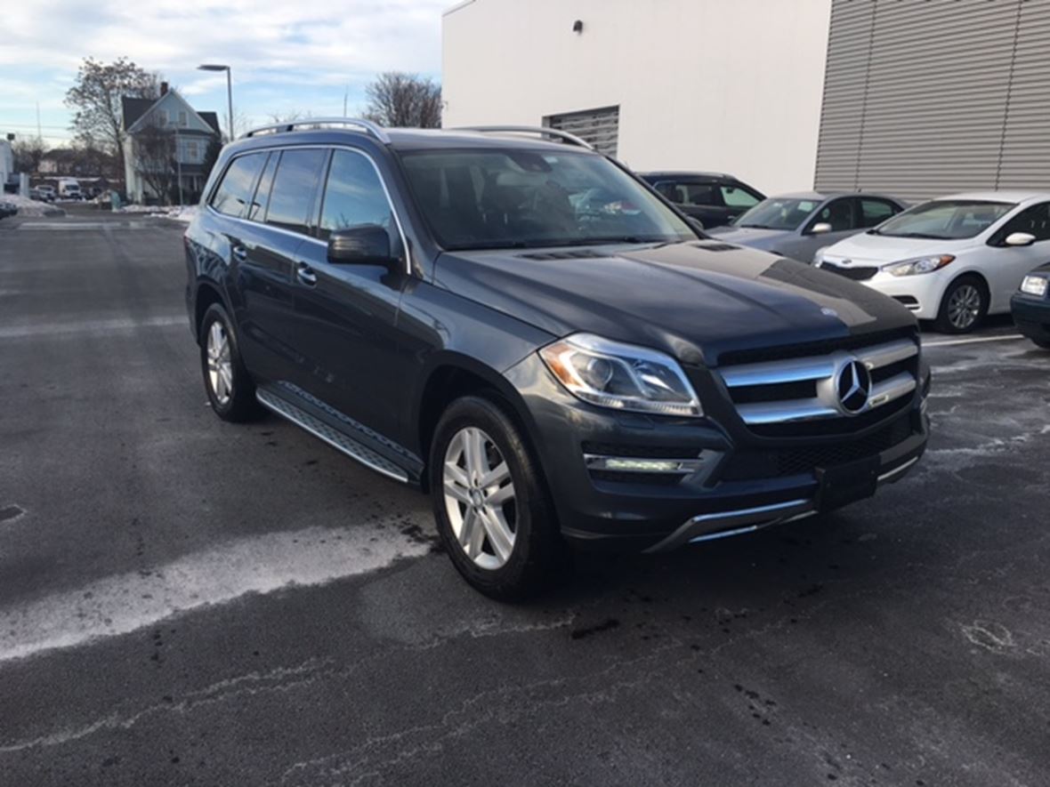 2015 Mercedes-Benz GL-Class for sale by owner in Agawam