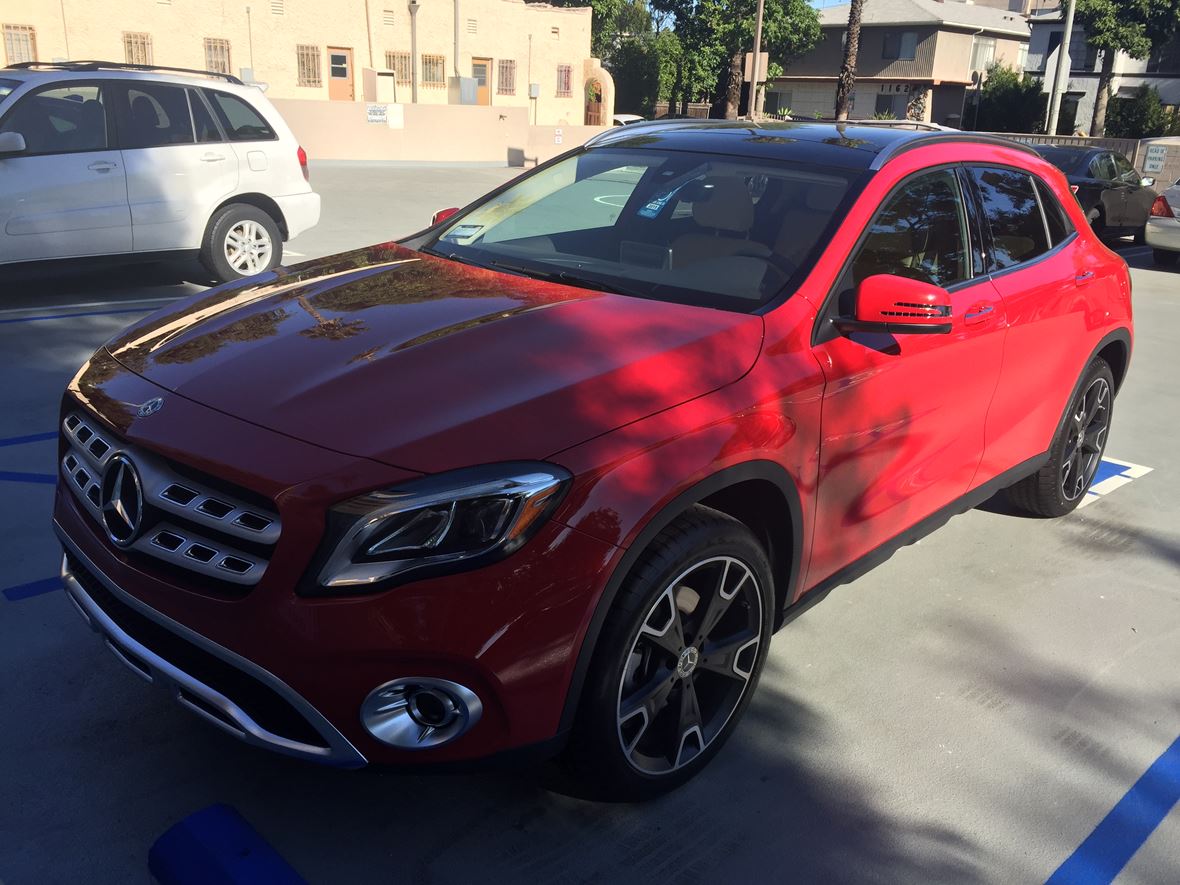 2019 Mercedes-Benz GLA-250 Class for sale by owner in Los Angeles