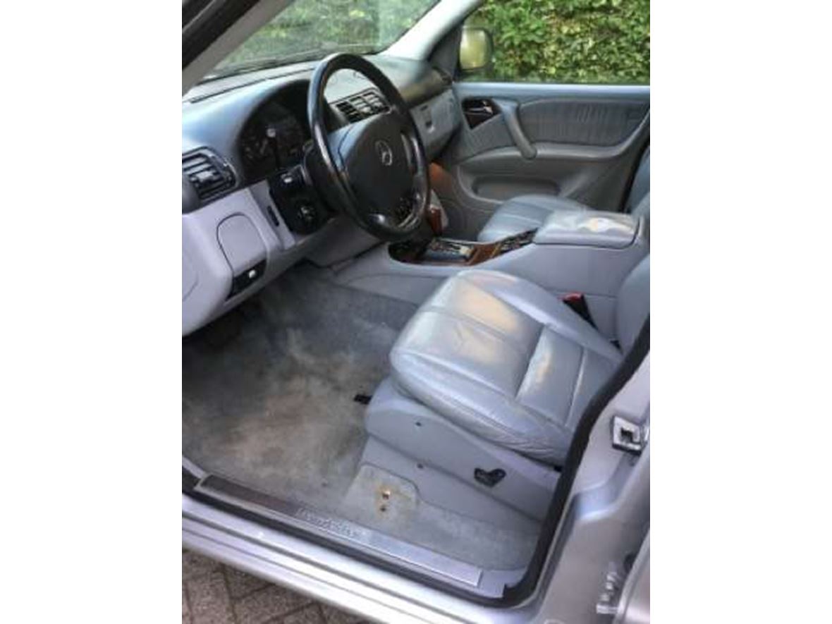2000 Mercedes-Benz M-Class for sale by owner in Dresden