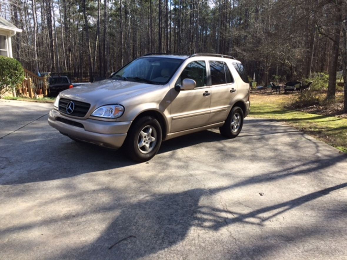 2001 Mercedes-Benz M-Class for sale by owner in Fayetteville