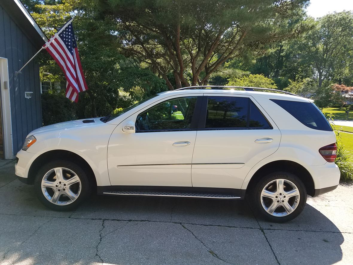 2007 Mercedes-Benz M-Class for sale by owner in North Ridgeville