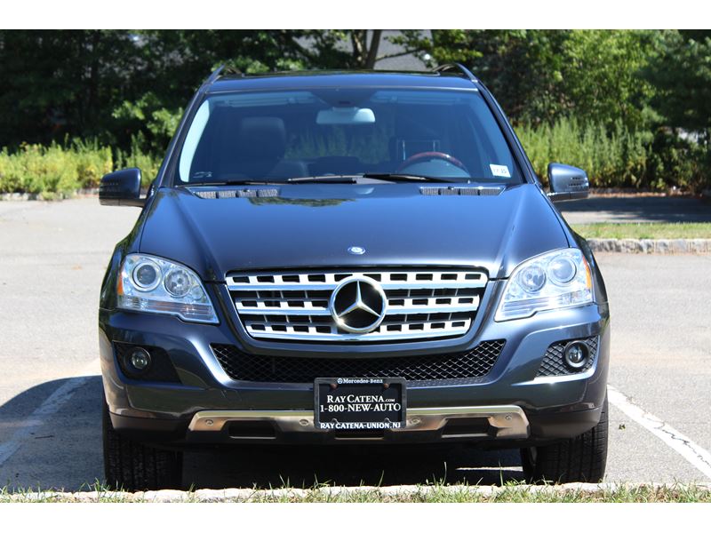 2011 Mercedes-Benz M-Class for sale by owner in Piscataway