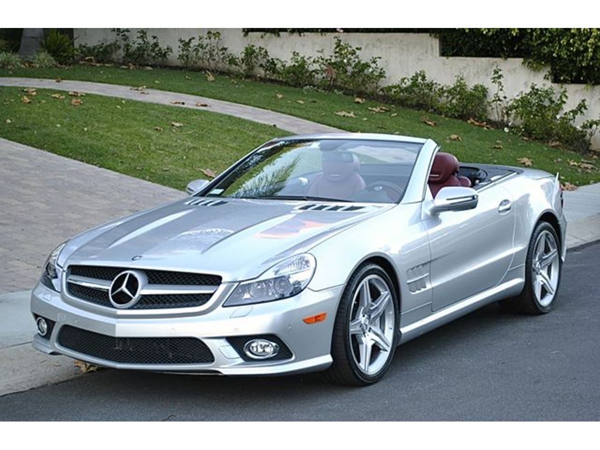 2009 Mercedes-Benz SL-Class for sale by owner in Fayetteville