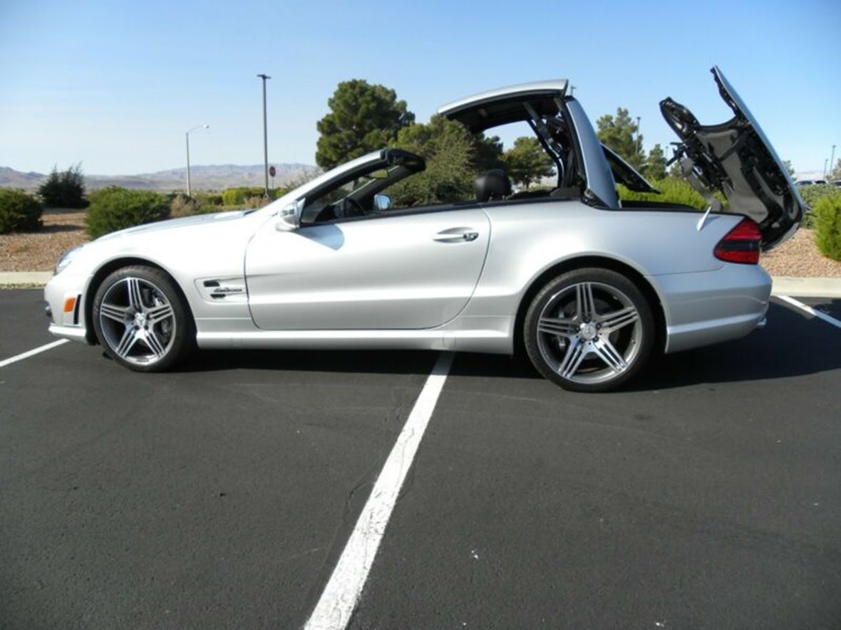 2011 Mercedes-Benz SL-Class for sale by owner in Las Vegas