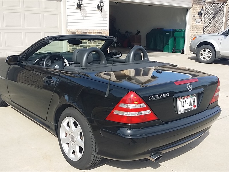 2002 Mercedes-Benz SLK 230 Kompressor for sale by owner in APPLETON