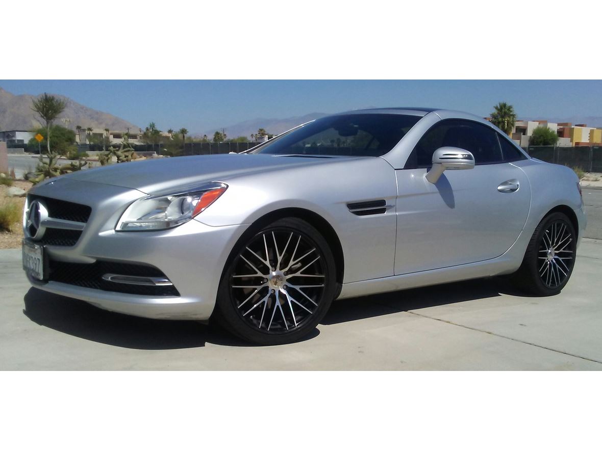 2013 Mercedes-Benz SLK-Class for sale by owner in Palm Springs